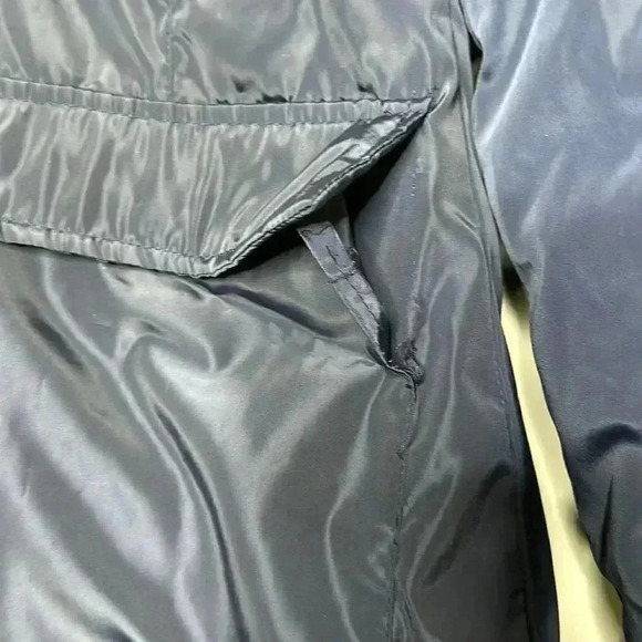 Andrew Marc New York Women's Jacket with  Hood Size Small - Picture 6 of 7